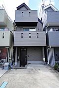 世田谷区千歳台5丁目の中古戸建。最寄り駅は小田急小田原線『千歳船橋』駅まで徒歩22分です。