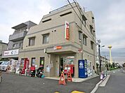 三鷹上連雀郵便局 徒歩5分。 350m