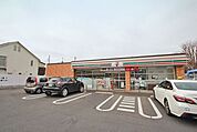 セブンイレブン練馬関町南2丁目店 徒歩5分。 350m
