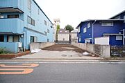 更地の状態ですのですぐに建築が始められます。土地の状況や隣地との境界が事前に確認できて安心です。