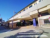 高円寺駅(JR 中央本線) 徒歩10分。若者に人気の街。周辺の駅に比べて物価が安いとの噂も。8月の「高円寺阿波踊り」が有名で約90万人が見物に訪れる。周辺に「環七通り」「青梅街道」「五日市街道」が通…