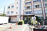 周辺：中野区立鷺宮図書館 徒歩10分。 770m