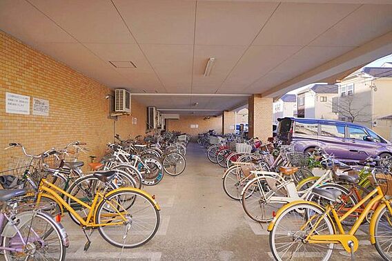 【自転車置場】...
