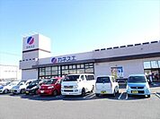 カネスエ平和店営業時間8時～20時　品揃えが豊富で品質が良く安心な価格。食べ盛りのお子さまをお持ちのご家庭やお弁当作りで毎日大変なご家庭にうれしいスーパーです。 1330m