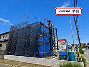 24.7帖の広々としたLDKでゆったりと快適に過ごせます。家族と顔を合わせる機会が増えるリビングイン階段♪