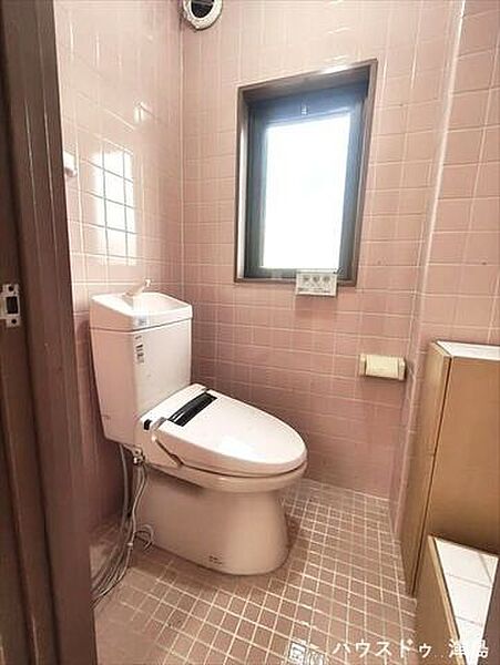 トイレを拡大表示