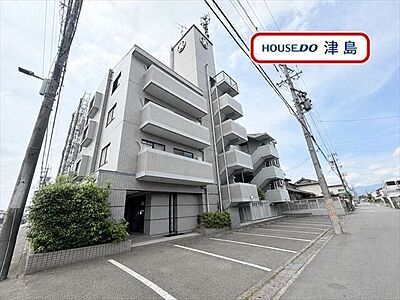 外観：1991年11月築の5階建てのマンション。教育施設が徒歩圏内に揃い子育て世帯におすすめな住環境。津島神社まで徒歩9分、歴史と文化が織りなす閑静な住宅街。