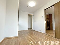 セサミ中宮 1階1LDKのリビング/ダイニング