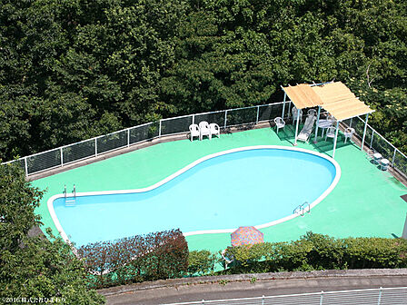 屋外プール