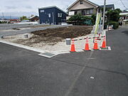 新設の開発道路入口付近から区画１を撮影