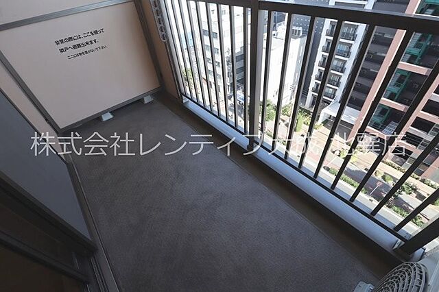 バルコニー