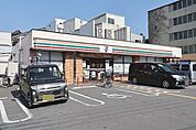 セブンイレブン大阪深江南2丁目店 77m