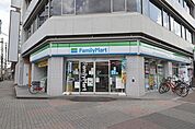 ファミリーマート布施広小路店 103m