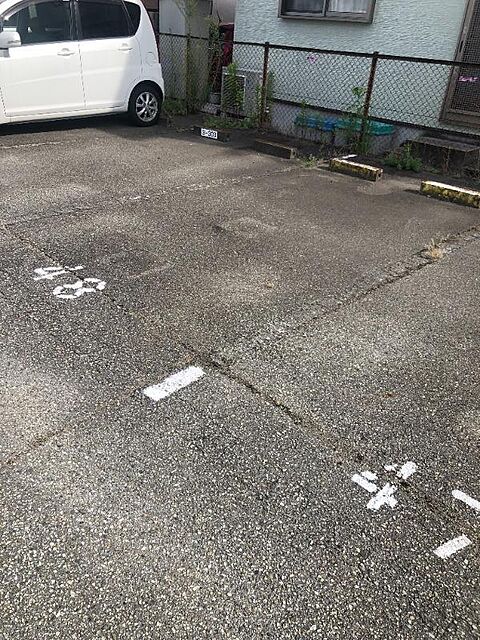 6 / 10