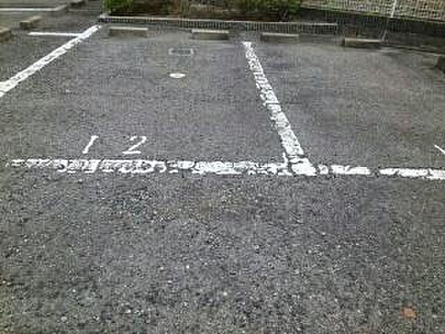 4 / 5