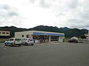 ローソン篠山インター店まで522ｍ