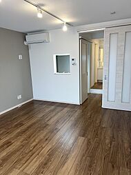 リープラス宝殿 1-B 1階1Kのリビング/ダイニング