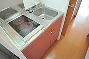 便利な2口の電気コンロ