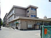加古川市立尾上小学校まで1、137ｍ