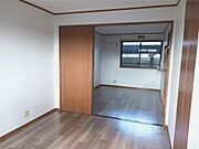 ※写真は反転タイプのお部屋です。