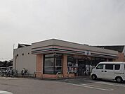 セブンイレブンまで761m