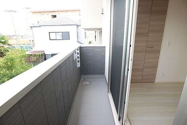 バルコニー
