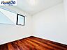 洋室：家族がそれぞれの時間を過ごすお部屋は落ち着いてリラックスできる空間。