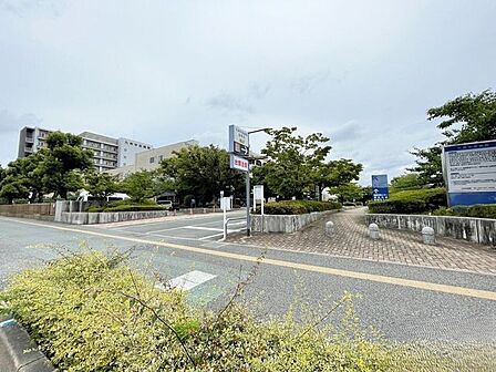 九州中央病院 700m