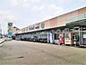 周辺：マルショク鶴田店営業時間9：00～21：00 1000m