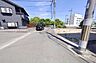 外観：物件の北側前面道路（西側から）［2026年6月1日撮影］