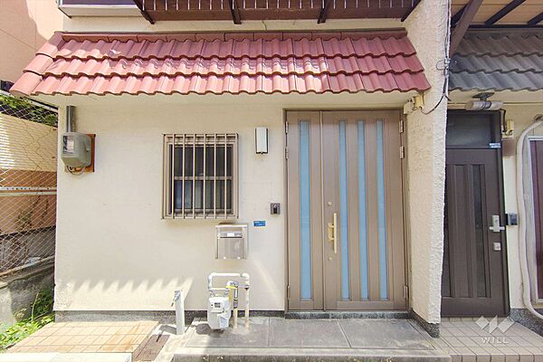 玄関を拡大表示