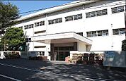 槻田中学校(500m)