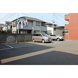 ラポール四谷駐車場