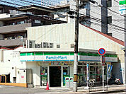 ファミリーマート 京都山科三条店（117m）