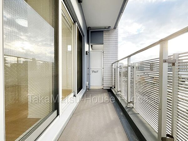 バルコニーを拡大表示