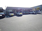 セブンイレブン久留米北野中央店まで660m