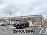 周辺：セブンイレブン伊奈小室河原店 徒歩10分。 760m