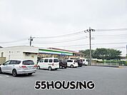 ファミリーマート北本石戸一丁目店 徒歩6分。 430m