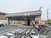セブンイレブン春日部粕壁東5丁目店 徒歩13分。 990m