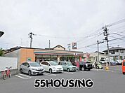 セブンイレブン鴻巣宮前原店 徒歩9分。 700m