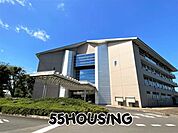 白岡市役所 徒歩8分。 570m