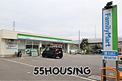 ファミリーマート久喜野久喜店 徒歩5分。 400m
