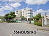周辺：さいたま市立植水中学校 徒歩18分。 1410m