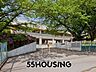 周辺：春日部市立大増中学校 徒歩9分。 770m