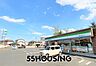 周辺：ファミリーマート上尾菅谷四丁目店 徒歩4分。 289m