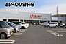 周辺：ヤオコー伊奈店 徒歩18分。 1370m