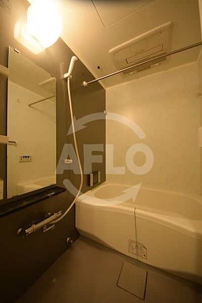 画像13:Krehl難波南　浴室換気乾燥暖房機付バスルーム