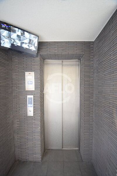 画像25:コンフォート弁天　エレベーター