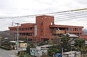 福津市役所（335m）