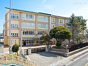 小学校 1300m 綾瀬市立綾瀬小学校